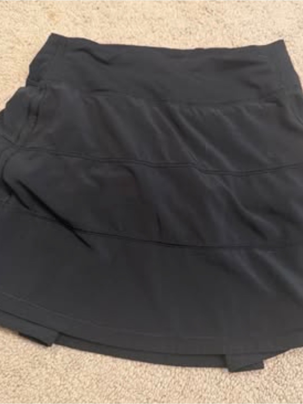 Lululemon black active skirt sz 0